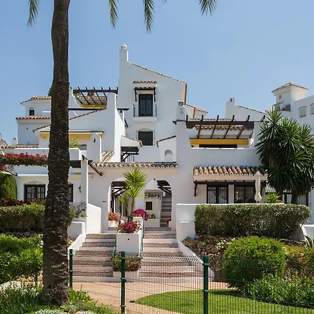 Aldea Blanca 2 Dorm Apartment